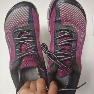 Altra Torin 2.5, sz 7.5, running shoes for women